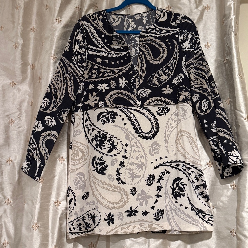 BCBG MAXEZRIA MINI SILK DRESS